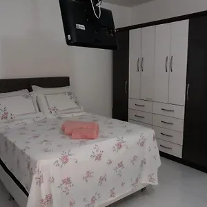 Quarto em Acomodações Particulares Linda Perto Da Do Forno 